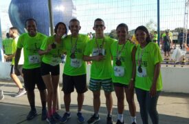 Integrantes do grupo FiNEx participam de corrida de rua em Floriano-PI